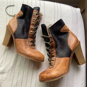 Sam Edelman Size 9.5 tan booties :)